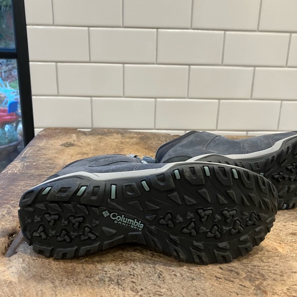 Columbia Women's Fire Venture Mid Waterproof hiking Boot - Picture 13 of 13